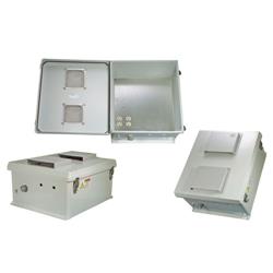 18×16×8英寸（45.7×40.6×20.3厘米）防风雨接线盒，120V交流，开孔盒盖的图片