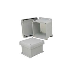 6×6×4英寸（15.2×15.2×10.2厘米）UL®认证NEMA-4X级防风雨接线盒，带非金属安装板和角部固定螺丝的图片